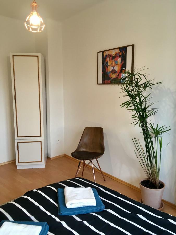 Blu Apartment In Old Town Pressburg Exterior foto